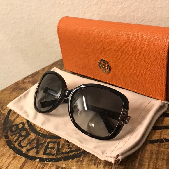 Tory Burch color block sunglasses - Picture 4 of 7